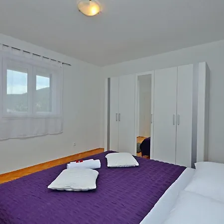 Canaria Apartamento Vinišće
