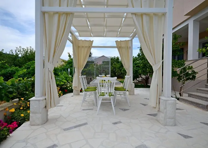 Canaria Appartement Vinišće